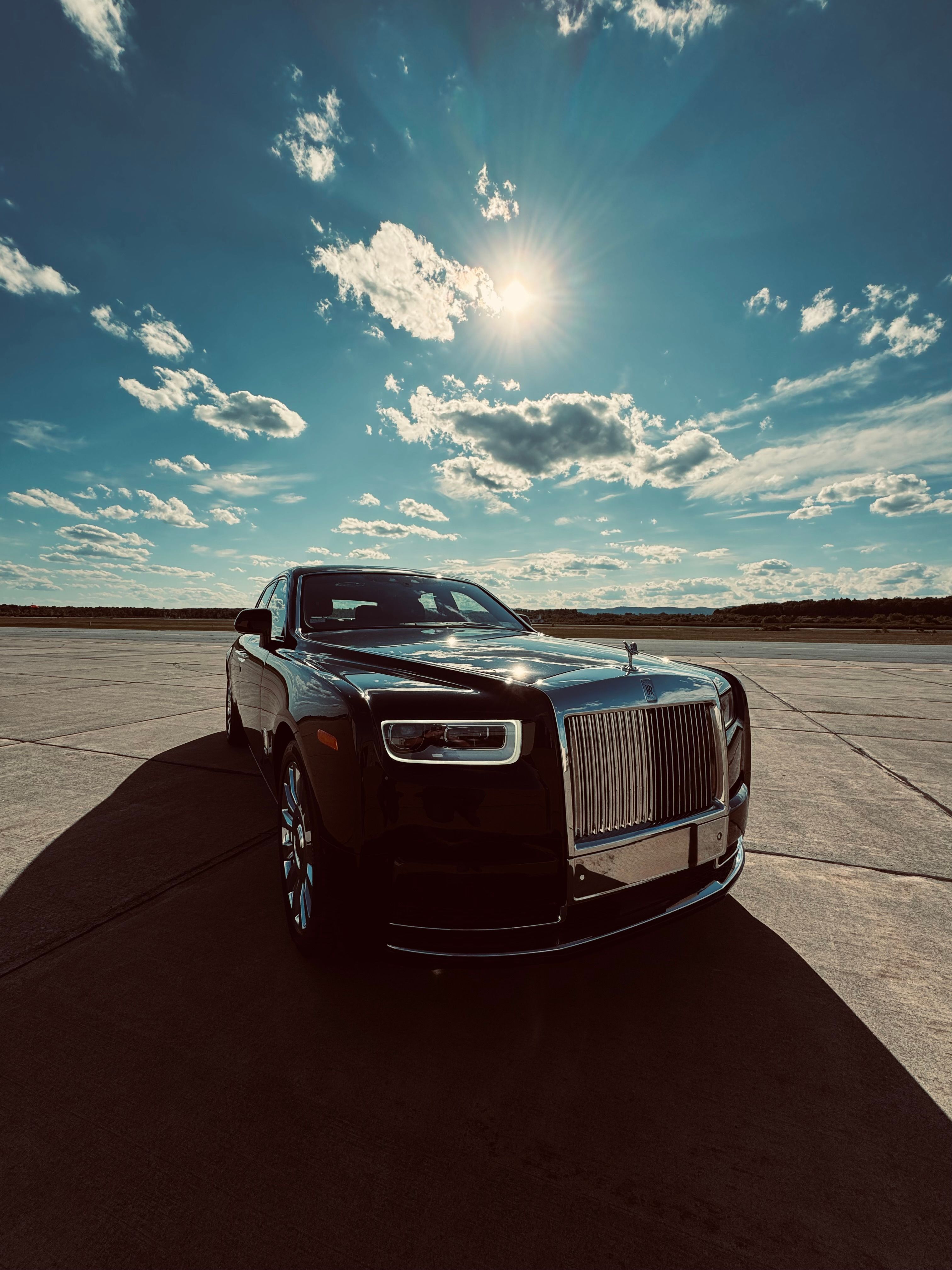 Used 2022 Rolls-Royce Phantom Sedan w/ The Phantom Package RWD image 1