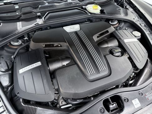 Used 2016 Bentley Flying Spur V8 image 12