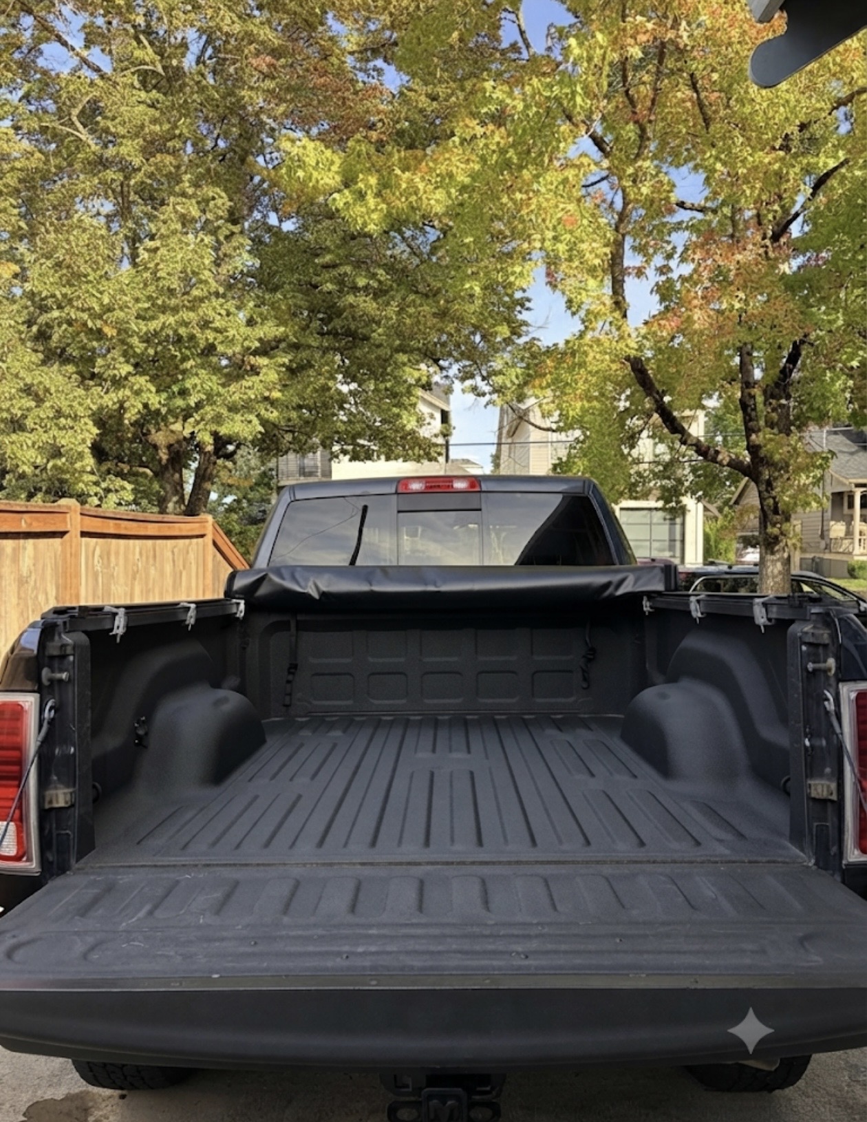 Used 2014 RAM 2500 Laramie w/ Convenience Group AWD/4WD image 5