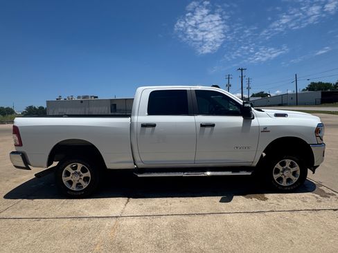 Used 2024 RAM 2500 Big Horn AWD/4WD image 4