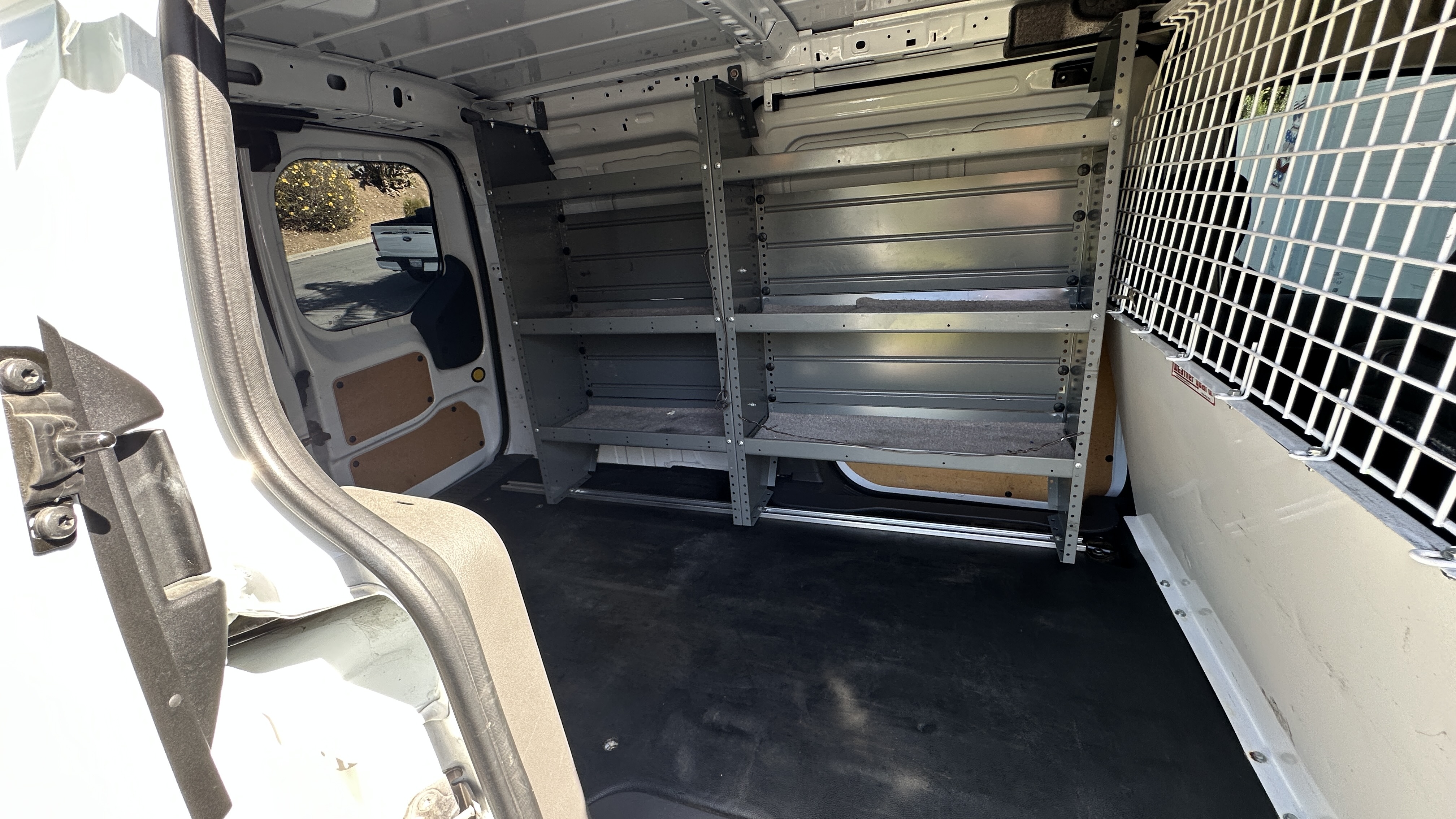 Used 2022 Ford Transit Connect XL FWD image 18
