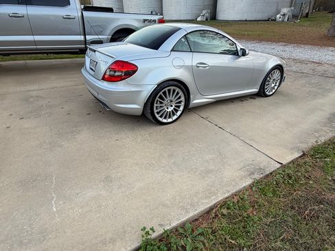 Used 2006 Mercedes-Benz SLK 55 AMG image 5