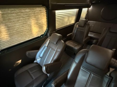 Used 2012 Mercedes-Benz Sprinter 2500 image 6