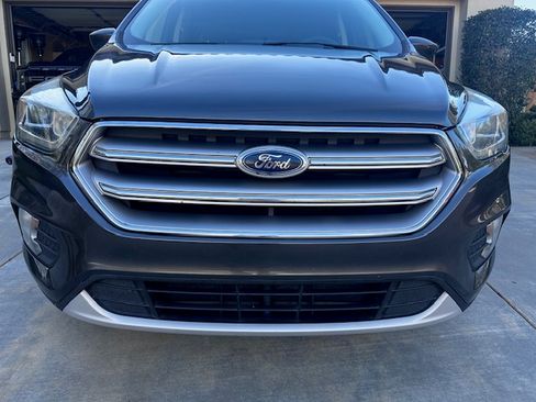 Used 2017 Ford Escape SE w/ Equipment Group 201A image 27