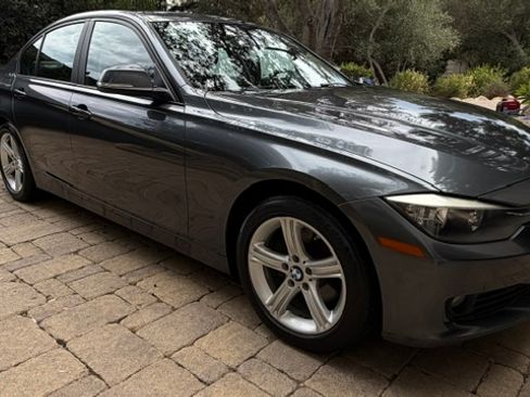 Used 2015 BMW 320i Sedan RWD image 8