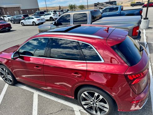 Used 2018 Audi SQ5 Prestige w/ Prestige Package AWD/4WD image 23