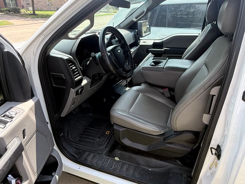 Used 2016 Ford F150 XL w/ Equipment Group 101A Mid image 9