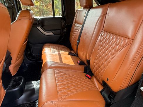 Used 2016 Jeep Wrangler Unlimited Sport w/ Quick Order Package 24S image 19