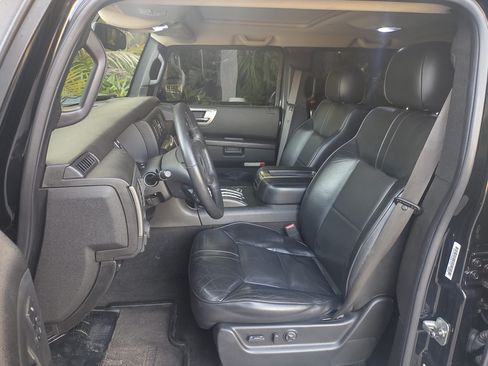 Used 2008 HUMMER H2 SUT Sport Utility Pickup 4D image 16