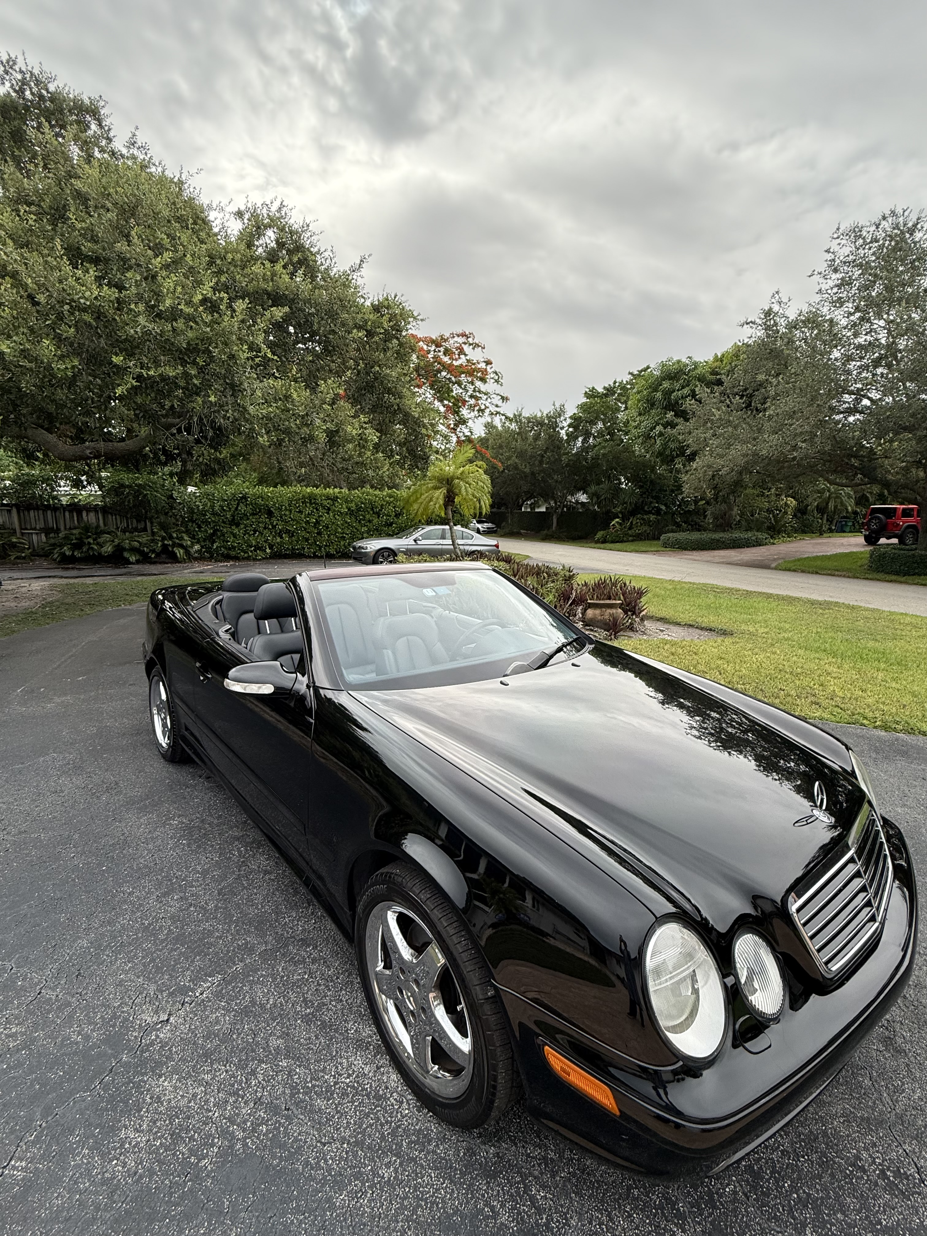 Used 2002 Mercedes-Benz CLK 430 Cabriolet image 2