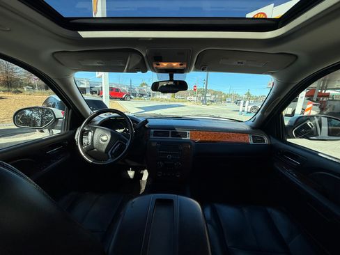 Used 2007 Chevrolet Tahoe LT w/ LT Preferred Equipment Group image 17