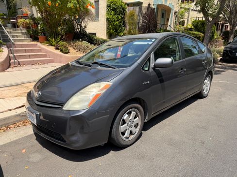 Used 2006 Toyota Prius FWD image 9