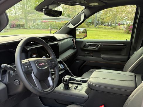 Used 2026 GMC Sierra 1500 AT4 w/ AT4 Premium Package image 9