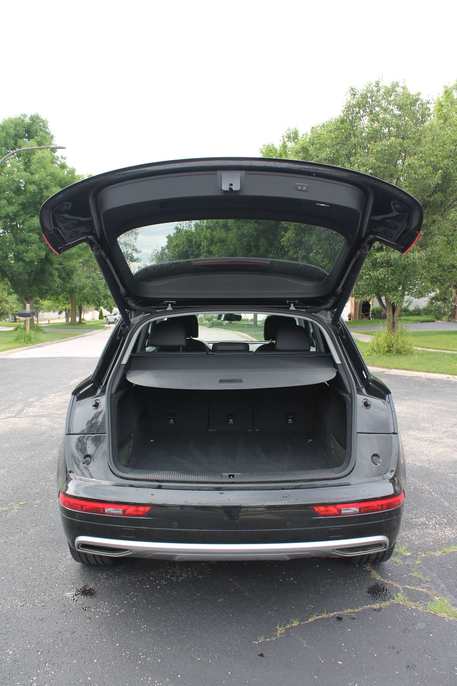 Used 2019 Audi Q5 2.0T Premium Plus w/ Premium Plus Package AWD/4WD image 2