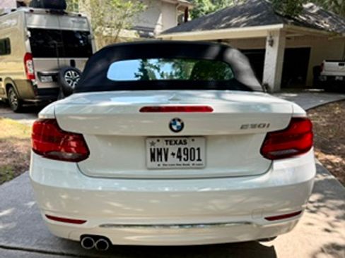 Used 2018 BMW 230i Convertible RWD image 13