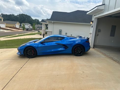 Used 2024 Chevrolet Corvette Stingray Coupe w/ Z51 Performance Package image 6