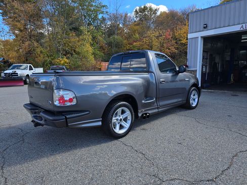 Used 2004 Ford F150 Lightning image 5