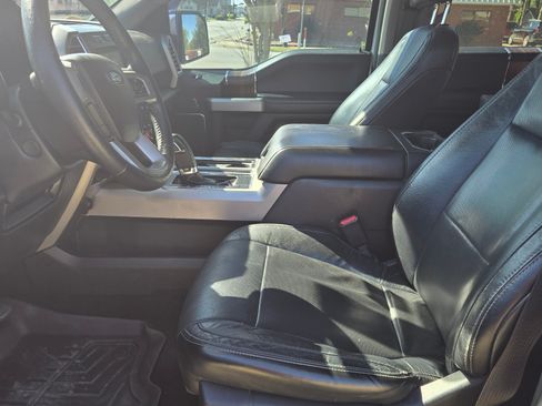 Used 2015 Ford F150 Lariat w/ Equipment Group 502A Luxury image 11