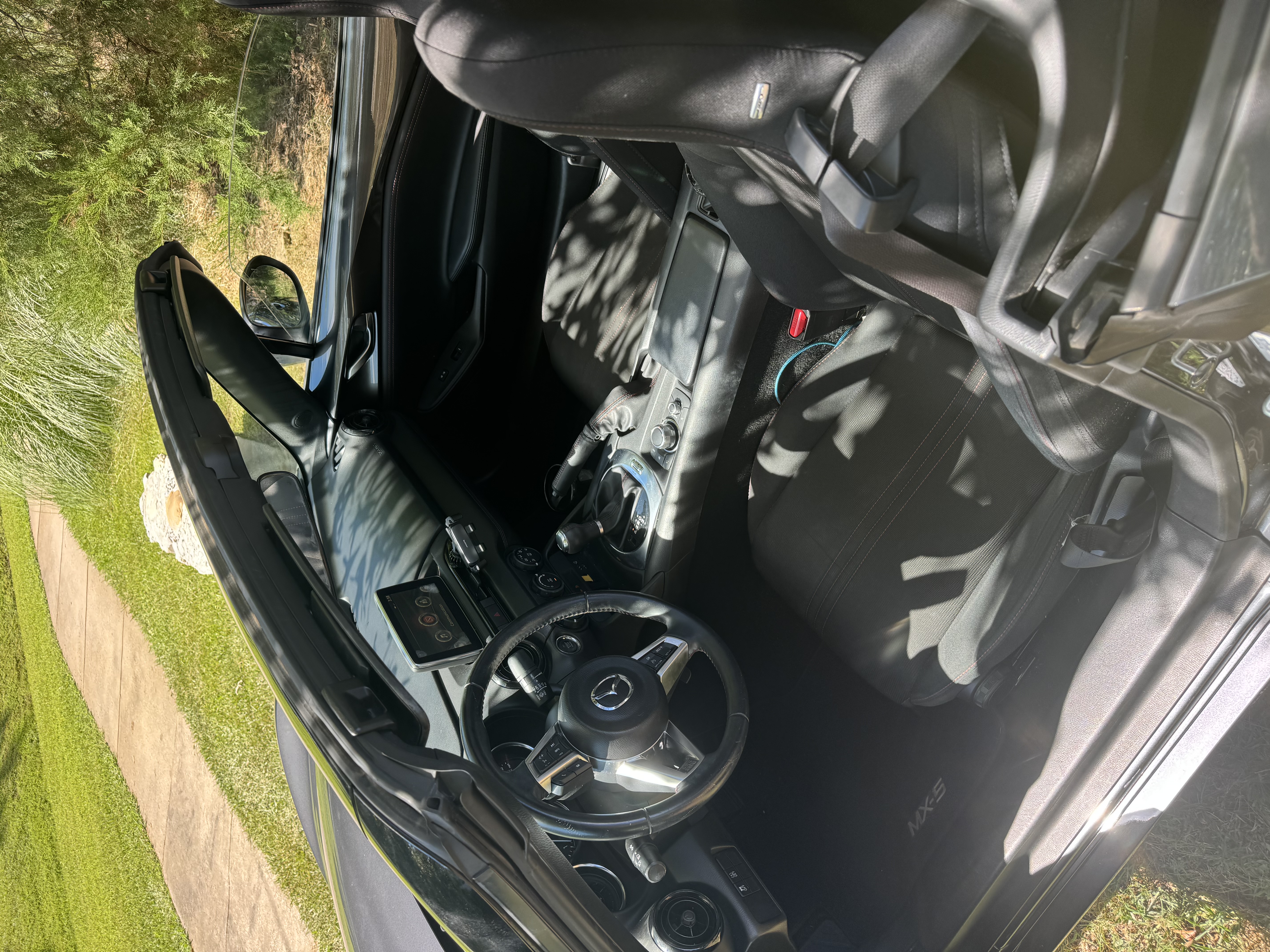 Used 2016 MAZDA MX-5 Miata Club RWD image 8