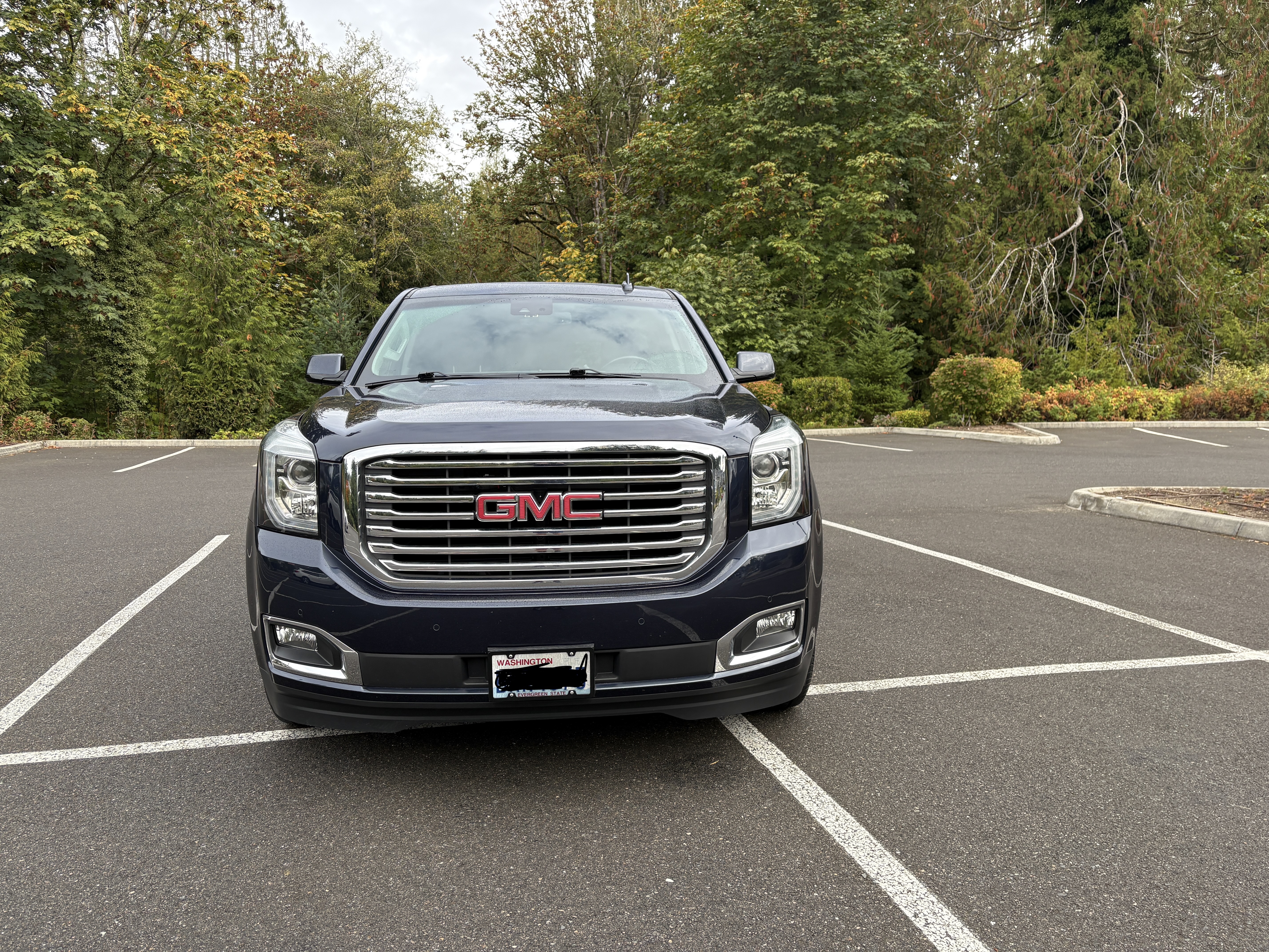 Used 2018 GMC Yukon XL SLT w/ Premium Edition AWD/4WD image 6