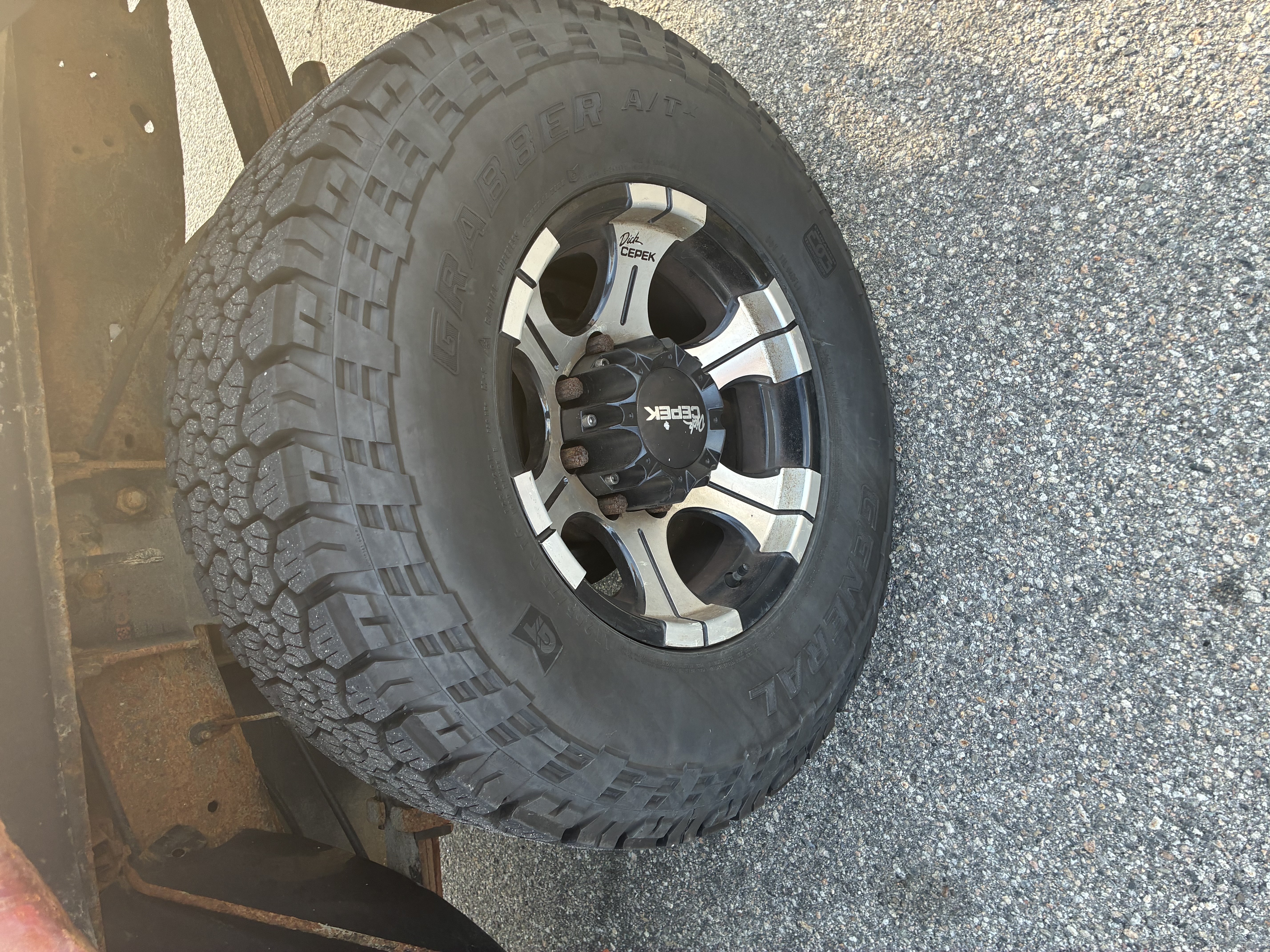 Used 2003 Ford F250 Lariat RWD image 5