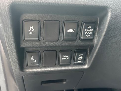 Used 2015 Nissan Pathfinder SL w/ Cargo Package image 9