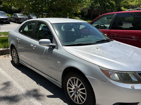 Used 2008 Saab 9-3 2.0T w/ Cold Weather Package FWD image 4