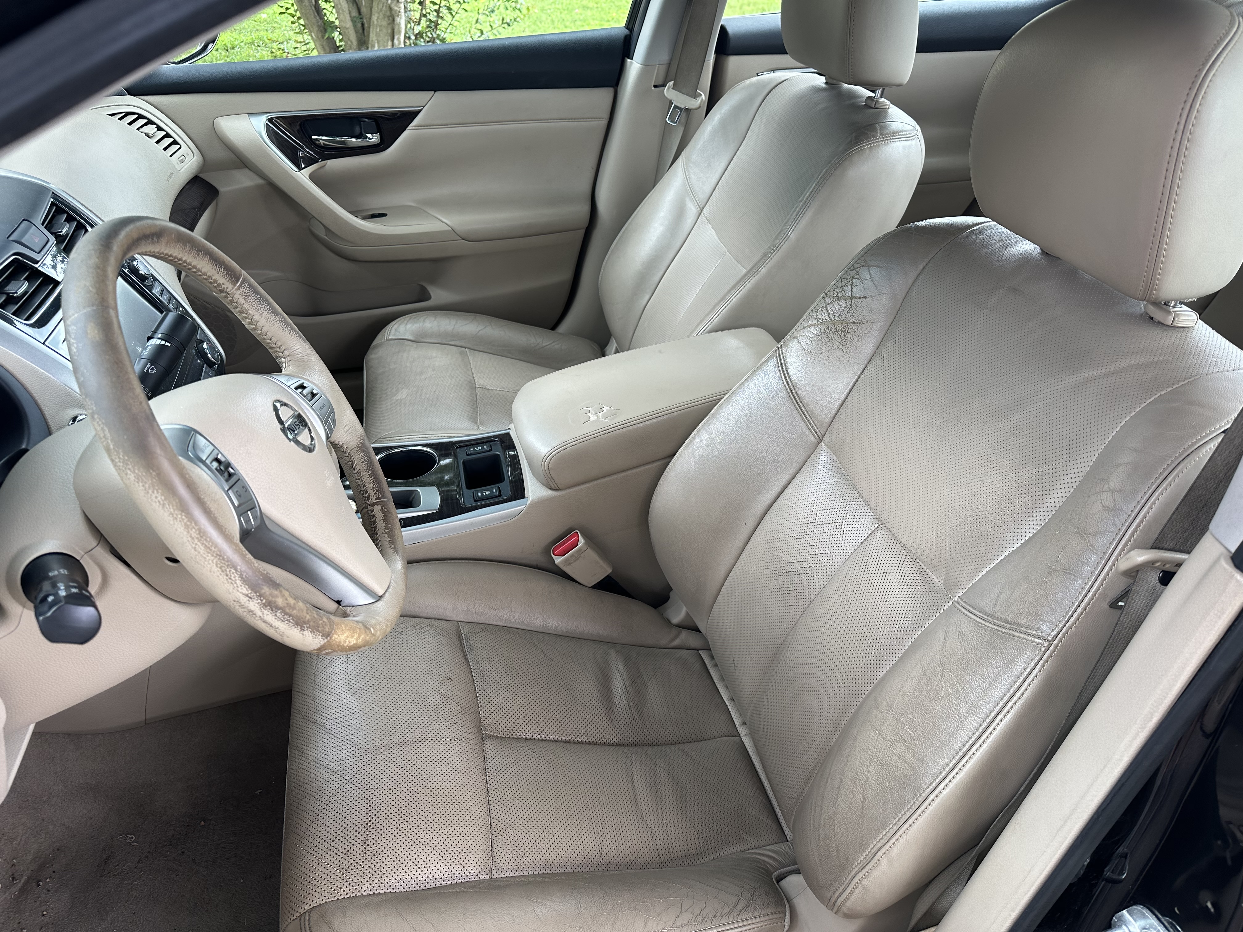 Used 2014 Nissan Altima 2.5 SL w/ Technology Package FWD image 12
