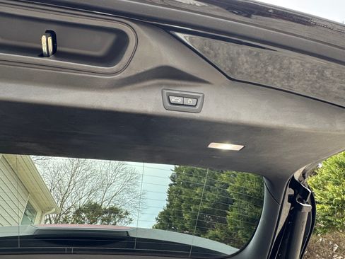 Used 2023 BMW X5 xDrive40i w/ Premium Package image 9