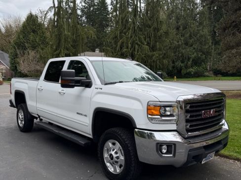 Used 2018 GMC Sierra 2500 SLE w/ SLE Fleet Preferred Package image 2