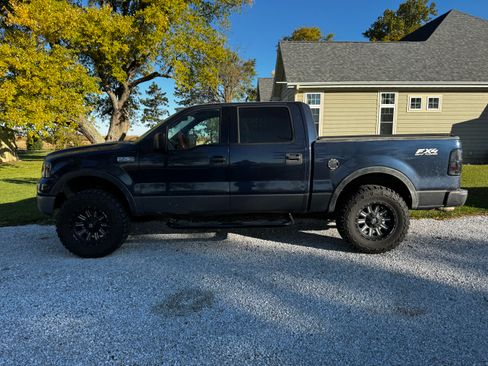 Used 2004 Ford F150 FX4 image 4