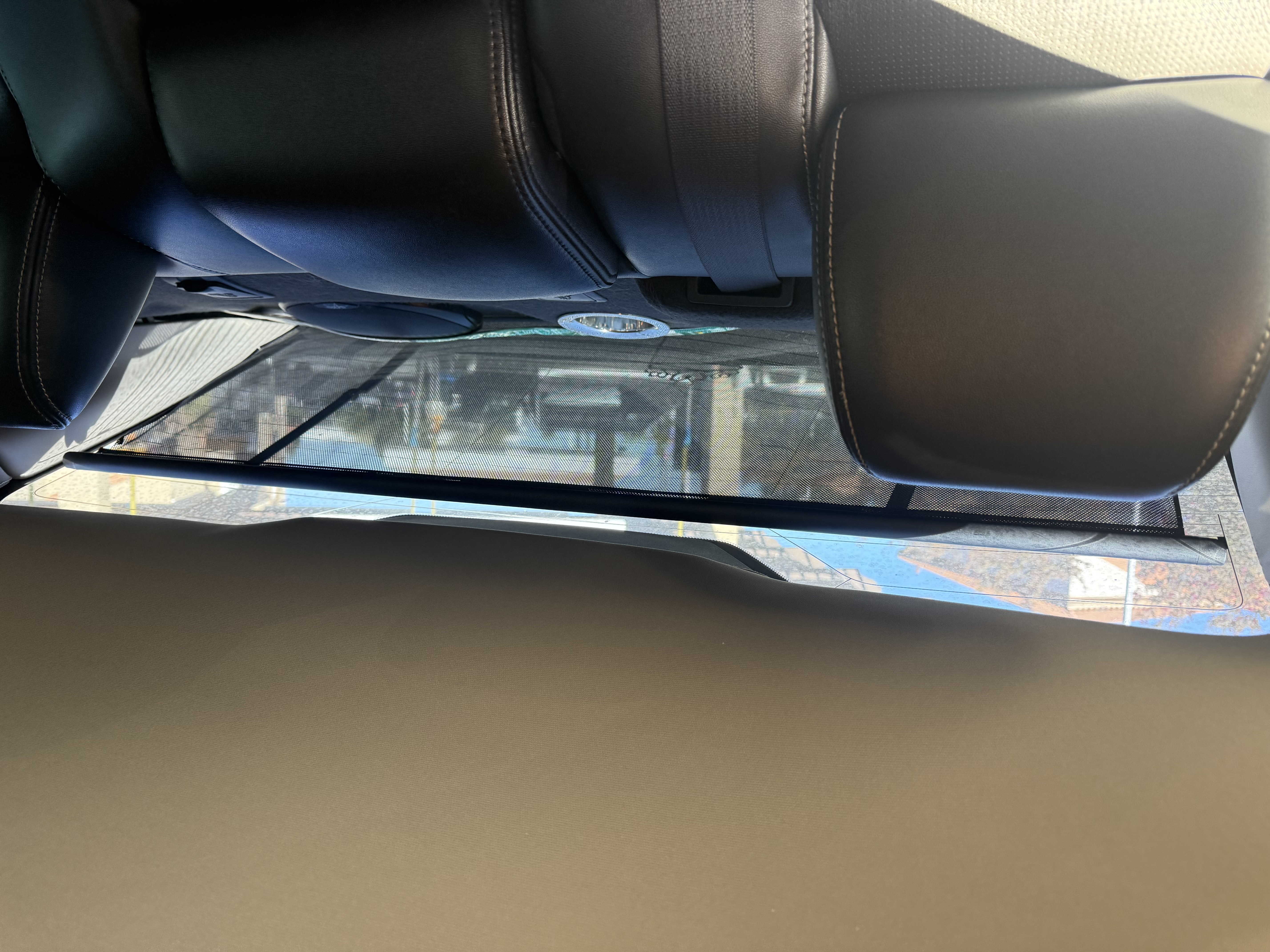 Used 2012 Ford Taurus Limited FWD image 16
