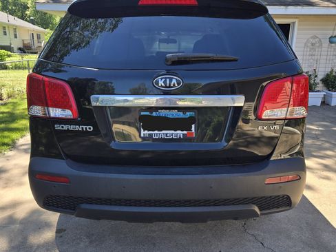 Used 2011 Kia Sorento EX AWD/4WD image 5