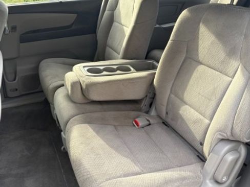 Used 2014 Honda Odyssey EX image 10