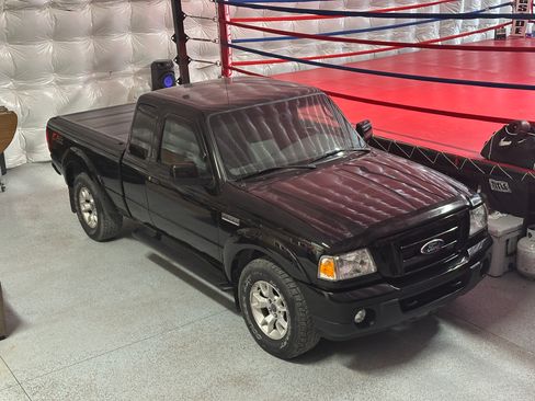 Used 2011 Ford Ranger Sport w/ FX4 "Off Road" Pkg image 2