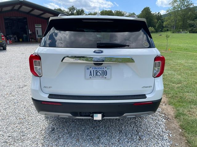 Used 2022 Ford Explorer XLT w/ Equipment Group 202A AWD/4WD image 8