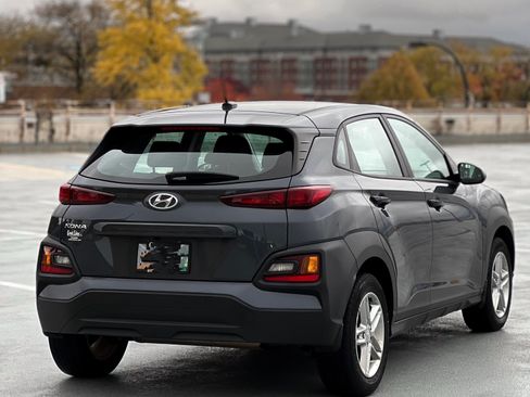 Used 2021 Hyundai Kona SE FWD image 9
