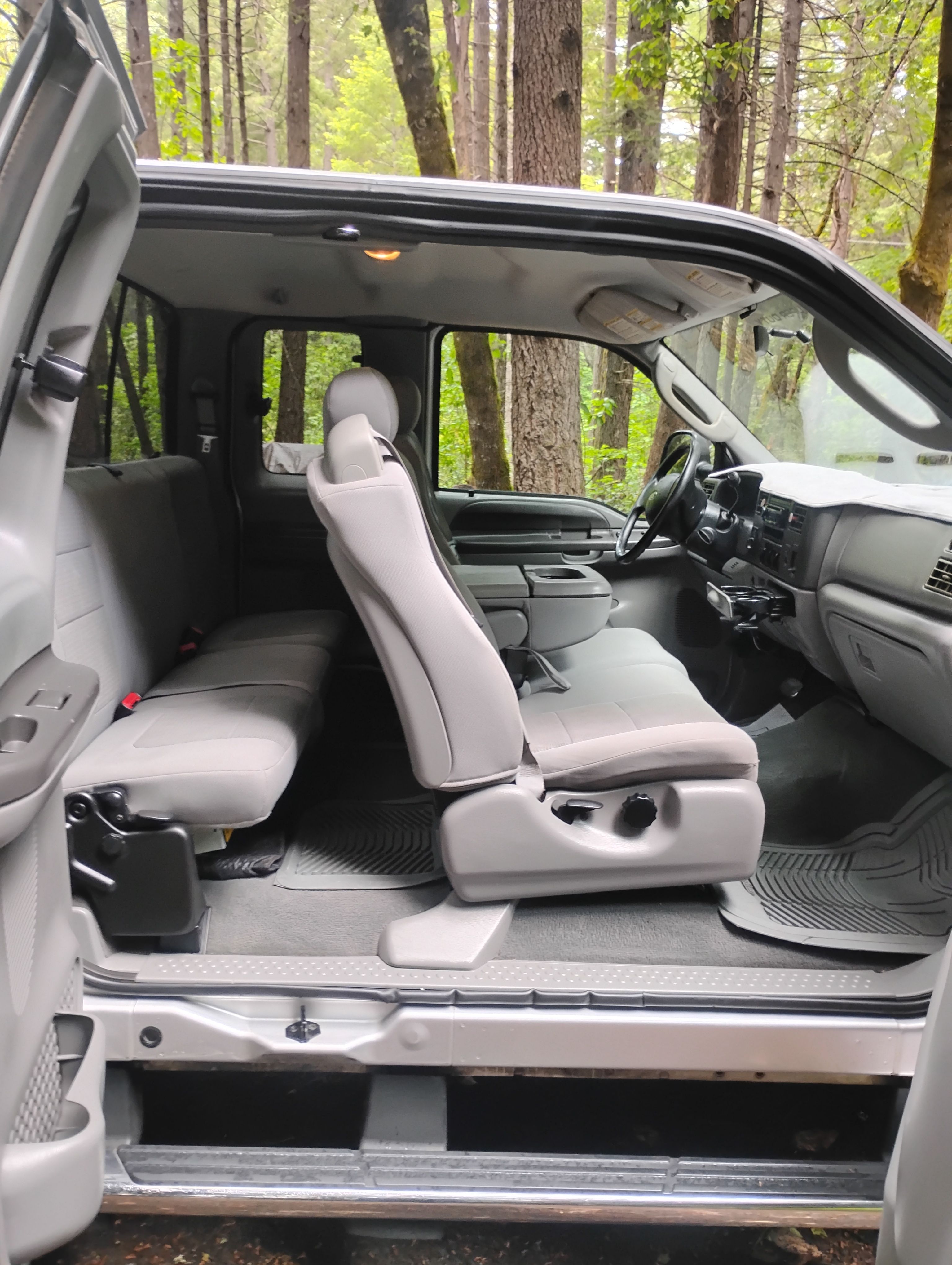 Used 2004 Ford F250 XLT AWD/4WD image 10