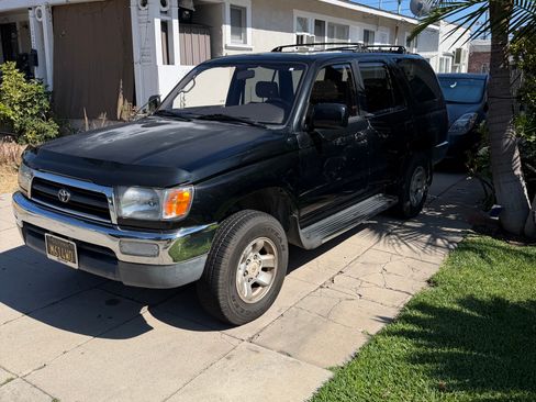 Used 1997 Toyota 4Runner SR5 w/ Pwr Pkg #2 RWD image 1