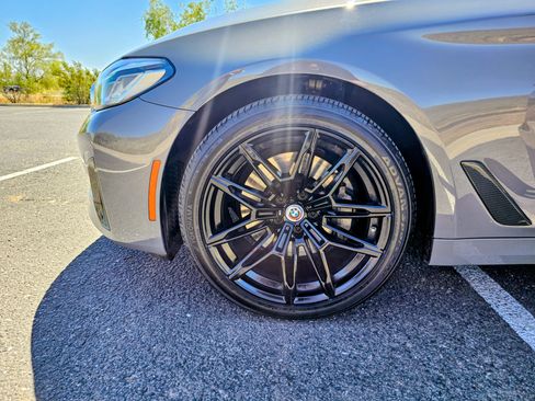 Used 2022 BMW 530i w/ Convenience Package image 19