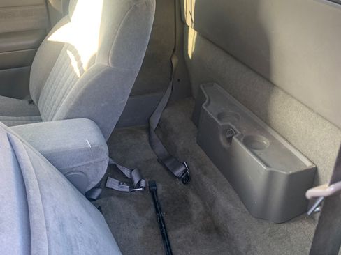 Used 2002 Chevrolet S10 Pickup LS w/ LS Preferred Equipment Group image 6