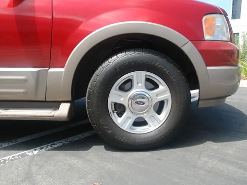 Used 2004 Ford Expedition Eddie Bauer RWD image 13