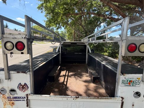 Used 2003 Ford F350 2WD Regular Cab DRW Super Duty image 9