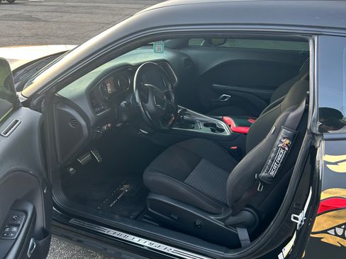 Used 2021 Dodge Challenger R/T Scat Pack RWD image 20