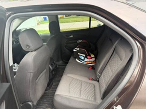 Used 2020 Chevrolet Equinox LT AWD/4WD image 12
