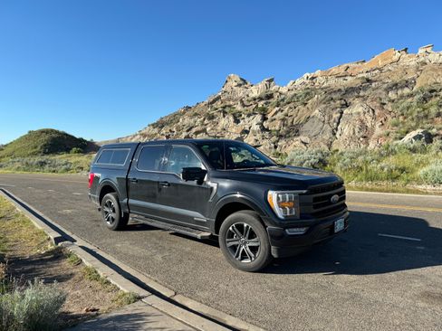 Used 2023 Ford F150 Lariat image 1