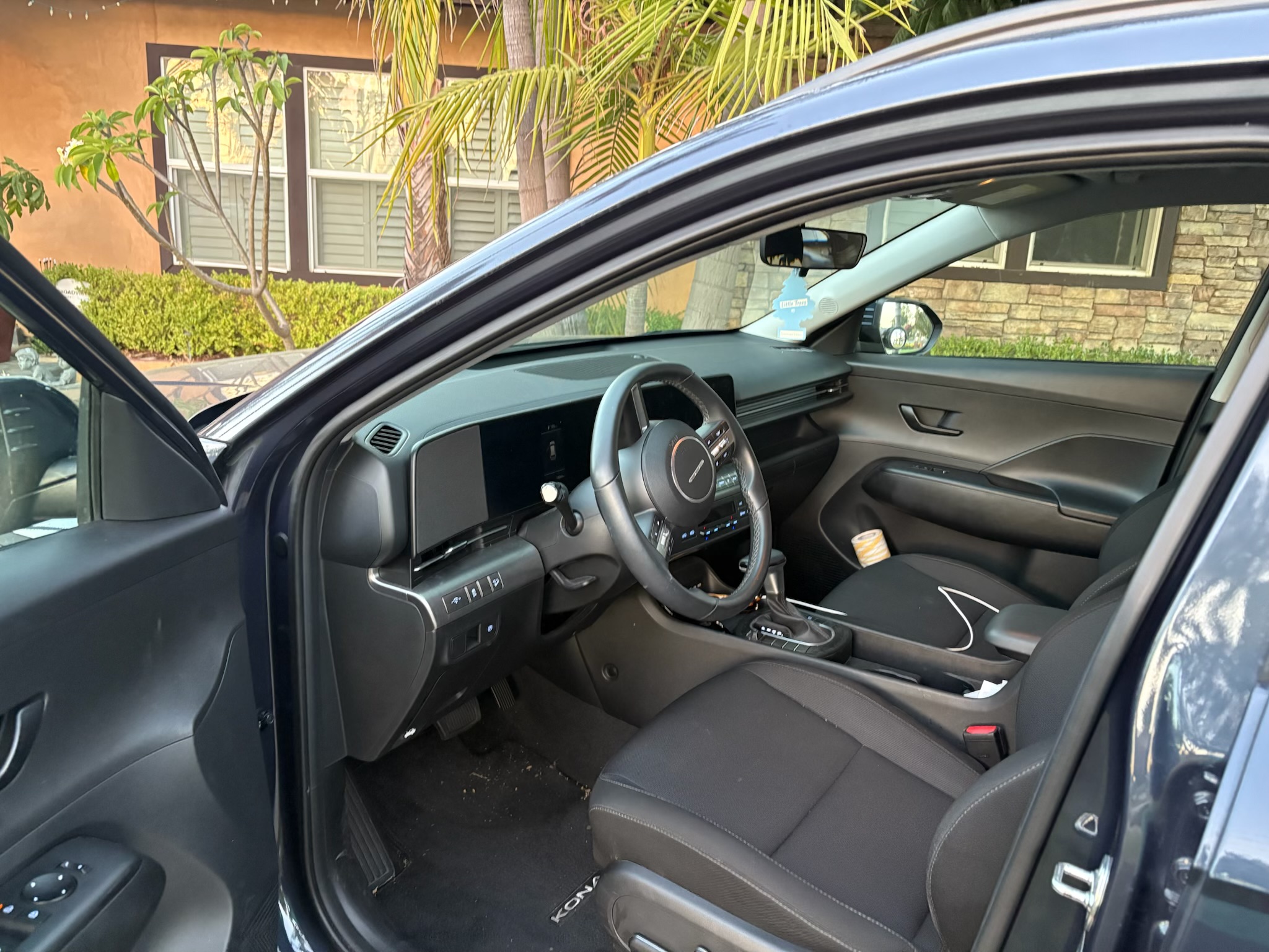 Used 2024 Hyundai Kona SEL FWD image 9