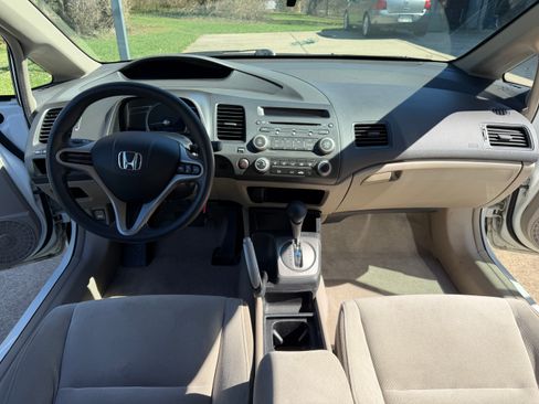 Used 2010 Honda Civic LX image 8
