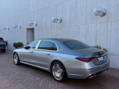 Used 2024 Mercedes-Benz Maybach S 580 S 580 4MATIC Sedan 4D image 5