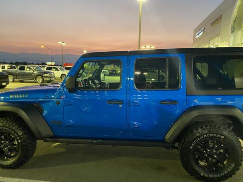 Used 2021 Jeep Wrangler Unlimited Sport image 2